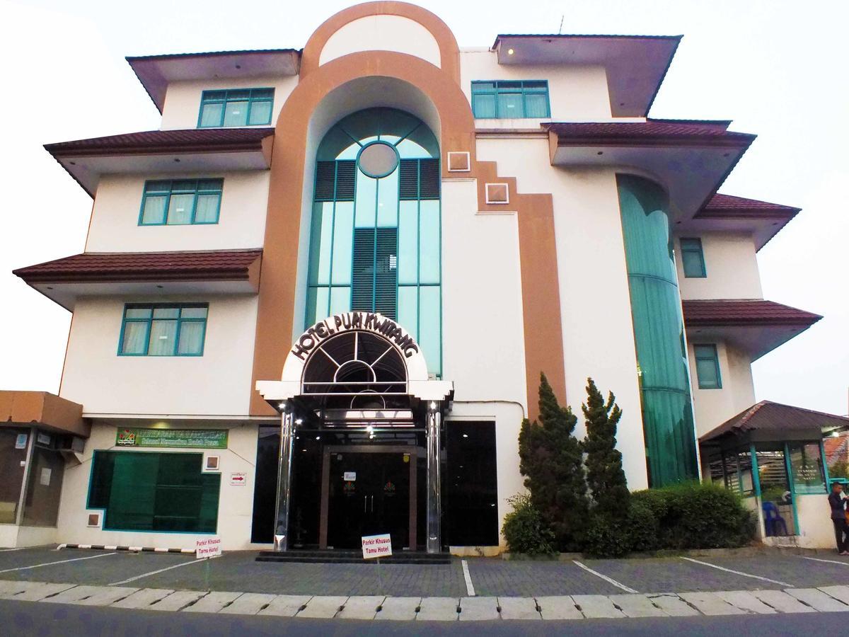 Hotel Puri Kwitang Джакарта Екстериор снимка